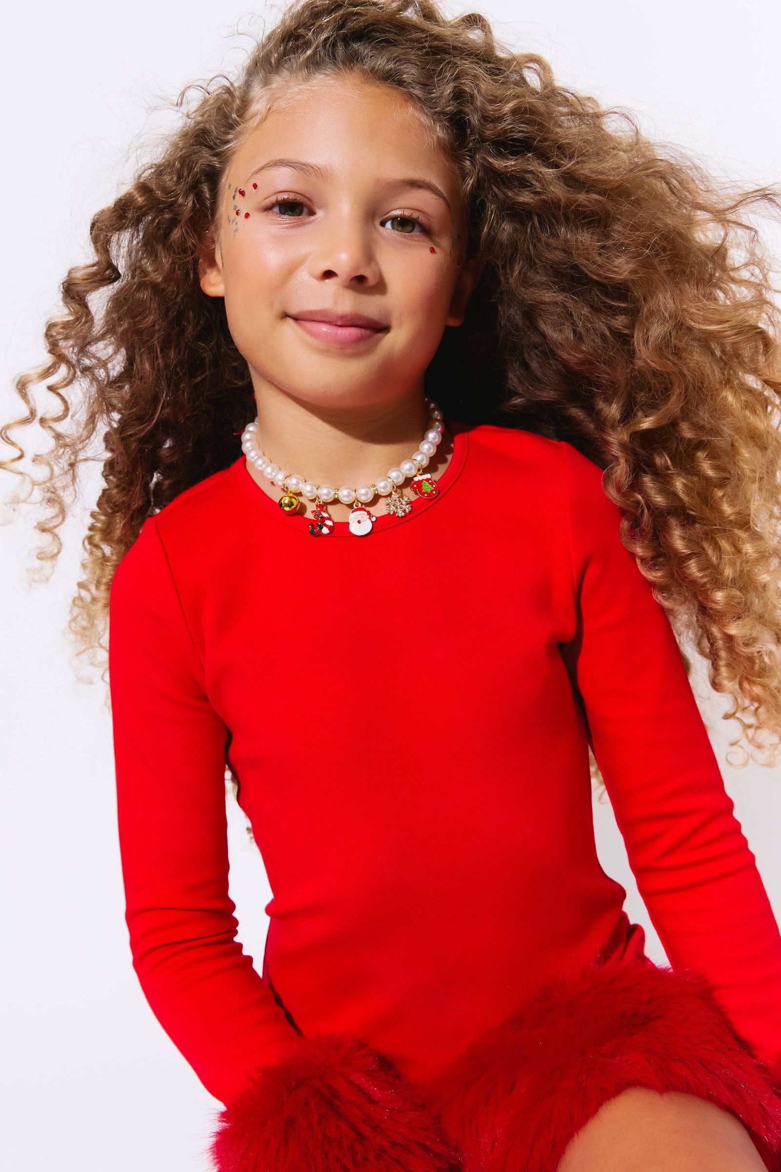 HollyDress-2 - Togs +Post Title + Separator + Category + Separator + Site Title